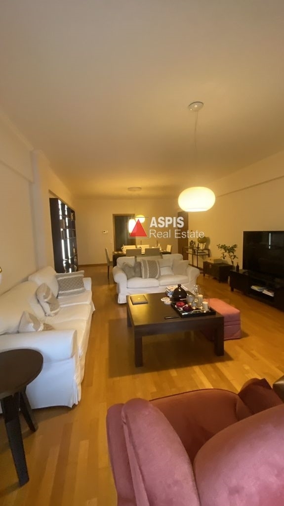 (For Sale) Residential Apartment || Athens South/Glyfada - 160 Sq.m, 3 Bedrooms, 800.000€ 